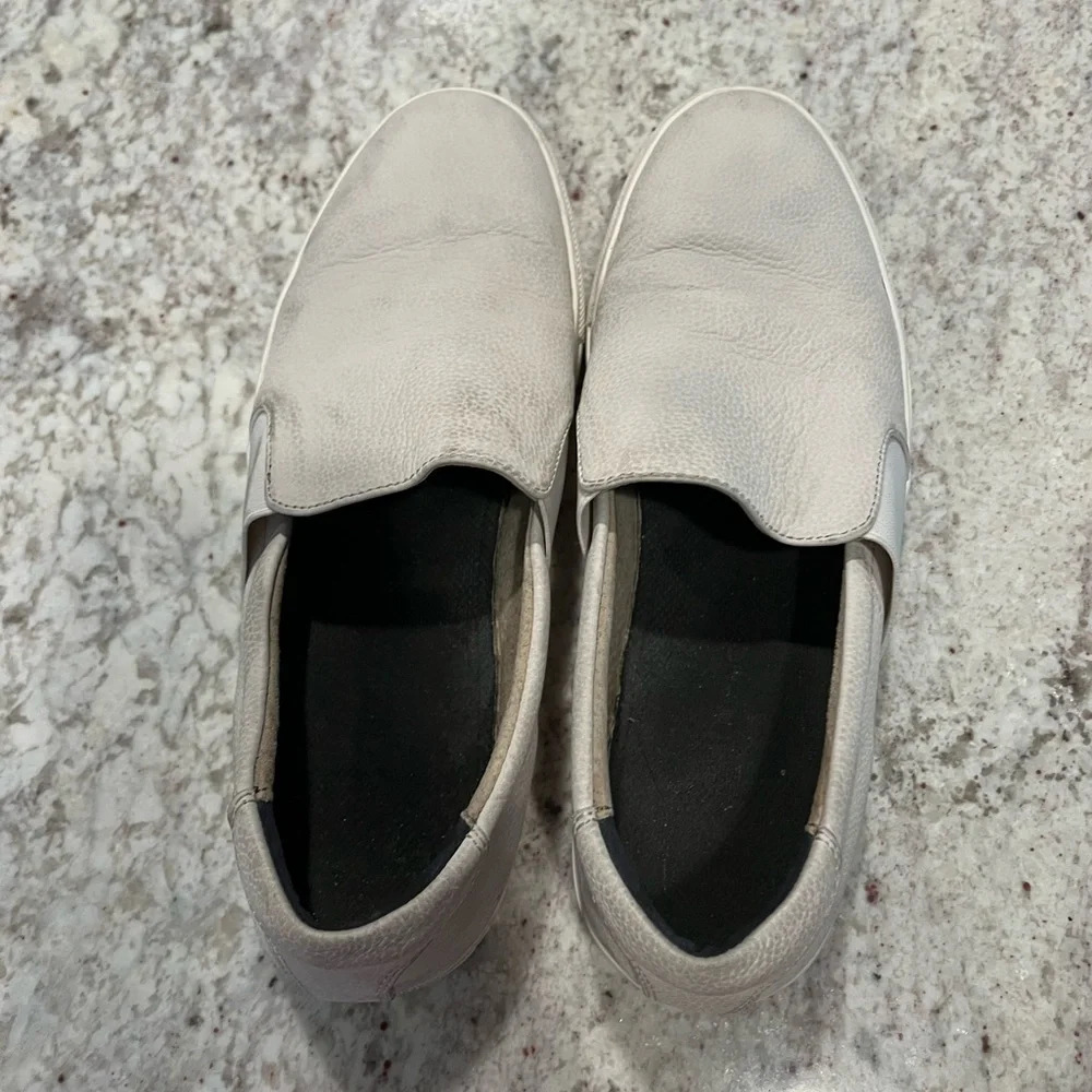 Banana Republic Shoes - 8.5‎